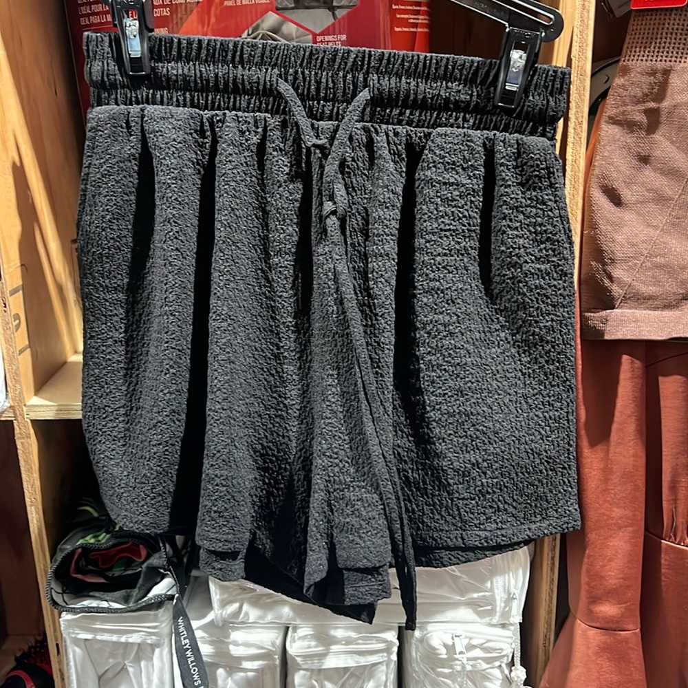 Cute black shorts